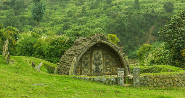 Places to Visit Toda Huts